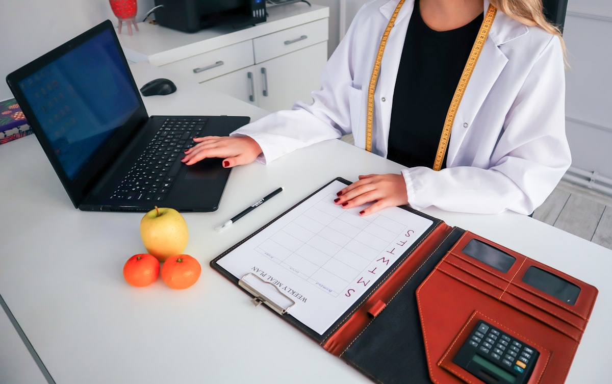 Professional nutrition guidance and consultation